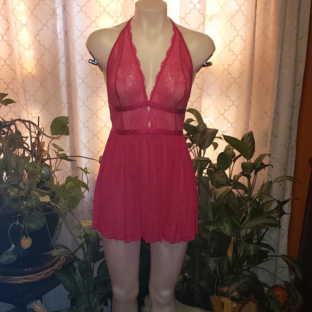 VICTORIA'S SECRET Lacey Plunge babydoll nightgown